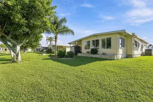 110 Martinique Rd, North Port, FL 34287 - Photo 14