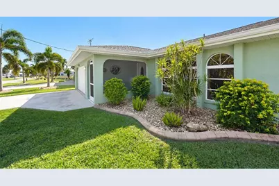 18231 Hottelet Circle, Port Charlotte, FL 33948 - Photo 2