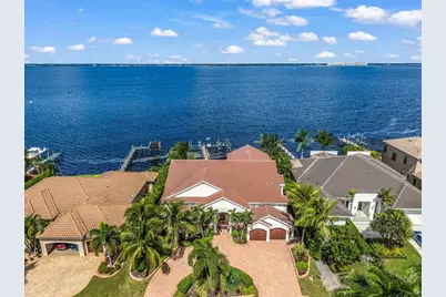 2030 Jamaica Way, Punta Gorda, FL 33950 - Photo 4