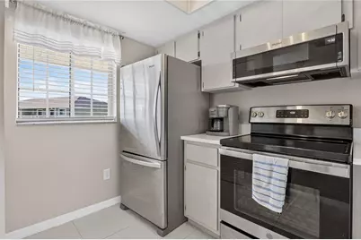 3310 Loveland Boulevard #906, Port Charlotte, FL 33980 - Photo 12