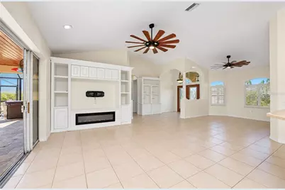 321 Palm Isles Ct, Punta Gorda, FL 33950 - Photo 12