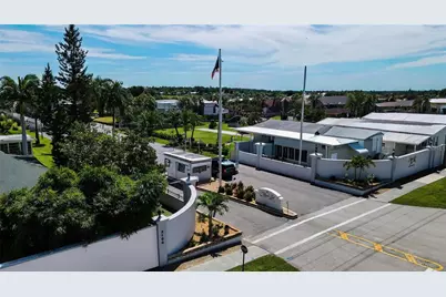 2100 Kings Highway #306, Port Charlotte, FL 33980 - Photo 38