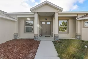 1464 N Hambletonian Dr, Hernando, FL 34442 - Photo 4