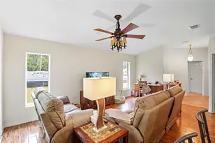 132 W Ruska Pl, Citrus Springs, FL 34434 - Photo 2