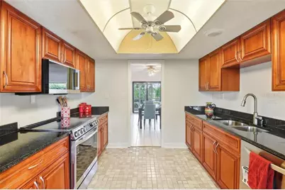 11322 W Bayshore Drive, Crystal River, FL 34429 - Photo 10