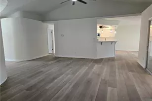 719 Balmoral Ct, Inverness, FL 34453 - Photo 2
