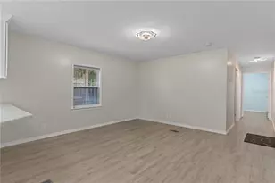 193 Gladys Ave, Inglis, FL 34449 - Photo 10
