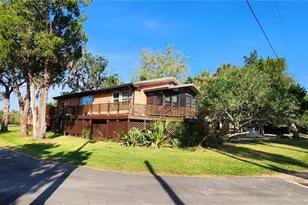 13465 W Hillbilly Ln, Crystal River, FL 34429 - Photo 8