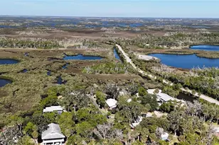 13465 W Hillbilly Ln, Crystal River, FL 34429 - Photo 18