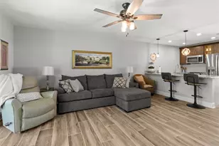 11286 W Bayshore Dr, Crystal River, FL 34429 - Photo 6