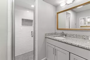 11286 W Bayshore Dr, Crystal River, FL 34429 - Photo 14