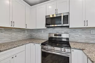 11340 W Bayshore Dr, Crystal River, FL 34429 - Photo 8