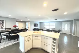 1331 NW 20th Ave, Crystal River, FL 34428 - Photo 8