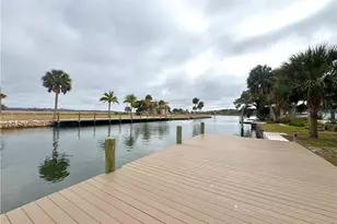 1331 NW 20th Ave, Crystal River, FL 34428 - Photo 2