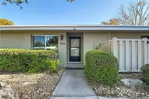 11268 W Bayshore Dr, Crystal River, FL 34429 - Photo 1