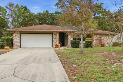 18 Foxgreen Court, Homosassa, FL 34446 - Photo 2