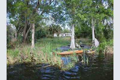 11590 SE 203rd Place, Inglis, FL 34449 - Photo 1