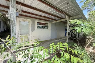 11590 SE 203rd Pl, Inglis, FL 34449 - Photo 14