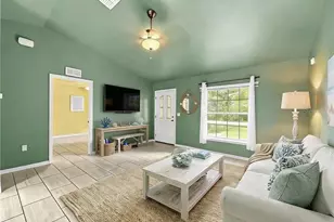 130 N Hawthorne Dr, Inglis, FL 34449 - Photo 14