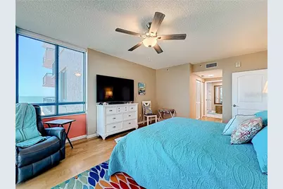 1540 Gulf Boulevard #304, Clearwater, FL 33767 - Photo 18