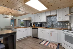 10256 W Halls River Rd, Homosassa, FL 34448 - Photo 18