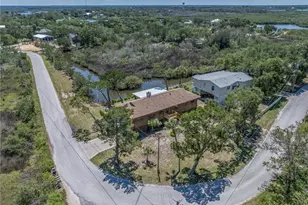 1517 S Fishcreek Point, Crystal River, FL 34429 - Photo 6