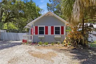 7 61st St, Yankeetown, FL 34498 - Photo 2