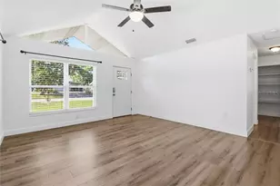 1163 SE 2nd St, Crystal River, FL 34429 - Photo 14