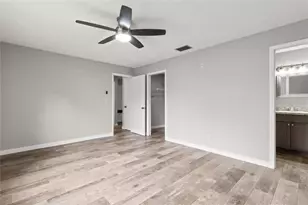 512 SE Paradise Point Rd, Crystal River, FL 34429 - Photo 20