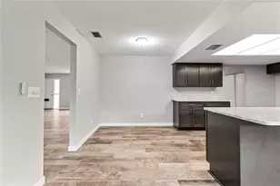 512 SE Paradise Point Rd, Crystal River, FL 34429 - Photo 28