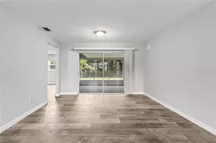 512 SE Paradise Point Rd, Crystal River, FL 34429 - Photo 14