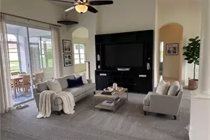 210 N Rexford Dr, Beverly Hills, FL 34465 - Photo 4