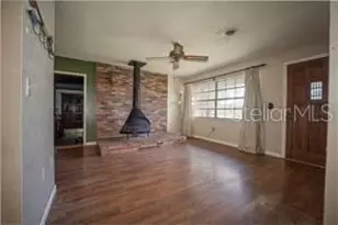 9701 E Warm Springs Ave, Coleman, FL 33521 - Photo 12