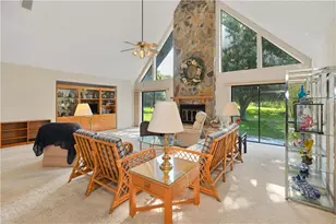 821 N Golf Course Dr, Crystal River, FL 34429 - Photo 4