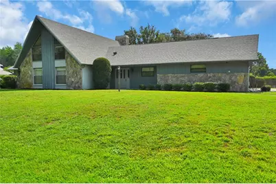 821 N Golf Course Drive, Crystal River, FL 34429 - Photo 2