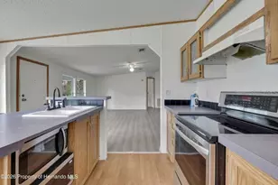 8353 W Kimberly Ct, Homosassa, FL 34448 - Photo 16