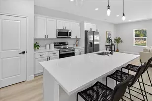 8002 N Maltese Dr, Dunnellon, FL 34433 - Photo 4