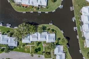 11255 W Bayshore Dr, Crystal River, FL 34429 - Photo 22