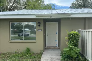 11255 W Bayshore Dr, Crystal River, FL 34429 - Photo 2