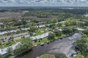 11255 W Bayshore Dr, Crystal River, FL 34429 - Photo 16