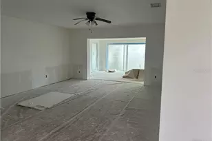 11255 W Bayshore Dr, Crystal River, FL 34429 - Photo 10
