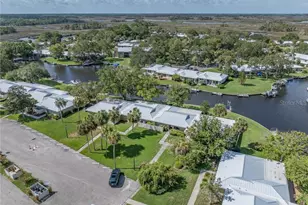 11261 W Bayshore Dr, Crystal River, FL 34429 - Photo 18