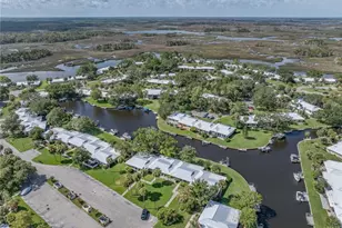 11261 W Bayshore Dr, Crystal River, FL 34429 - Photo 20