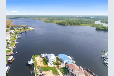 2243 N Kings Cove Point, Crystal River, FL 34429 - Photo 2