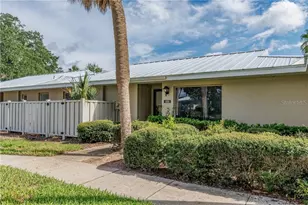 1233 N Egret Point, Crystal River, FL 34429 - Photo 2