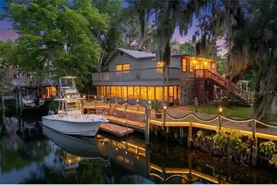 11590 N Kayak Point, Inglis, FL 34449 - Photo 1