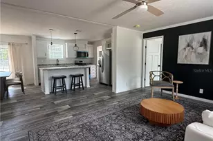 132 S Thayer Ave, Lecanto, FL 34461 - Photo 8