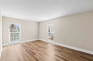 225 Country Club Dr, Largo, FL 33771 - Photo 22