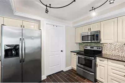 225 Country Club Drive #E346, Largo, FL 33771 - Photo 10