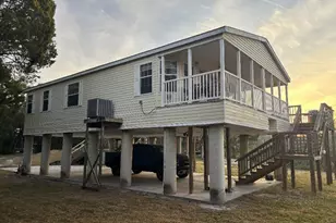 1126 S Urchin Point, Crystal River, FL 34429 - Photo 1